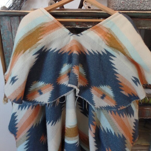 Free People Jacket/Poncho Native Print OS - Picture 5 of 7